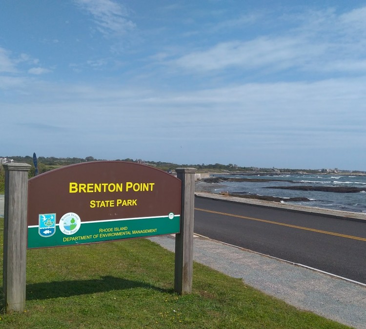 brenton-point-state-park-photo